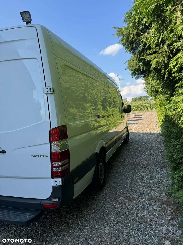 Mercedes-Benz SPRINTER - 6