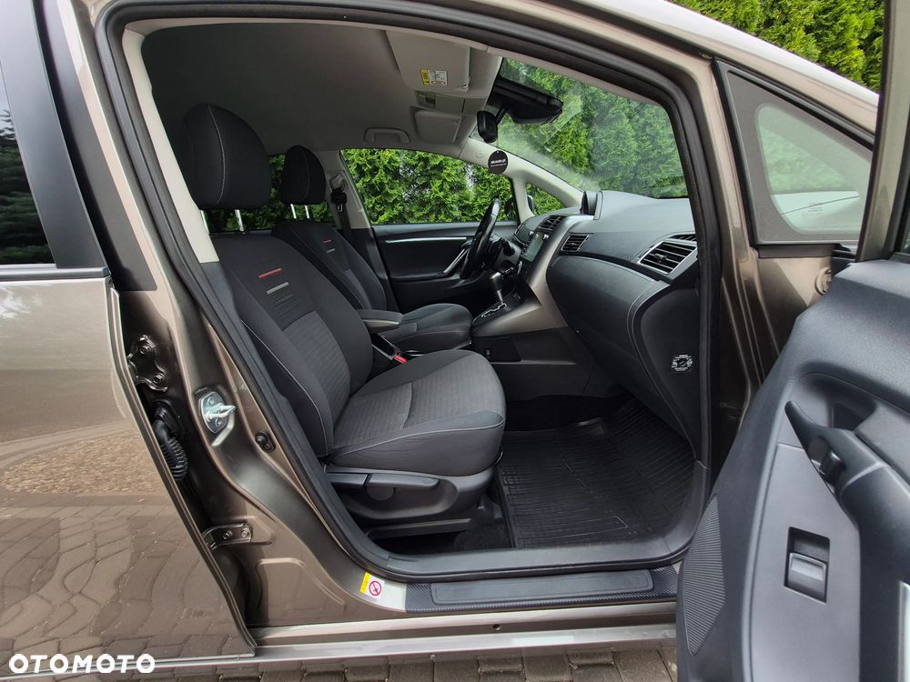 Toyota Verso 1.8 Prestige EU5 MS - 16