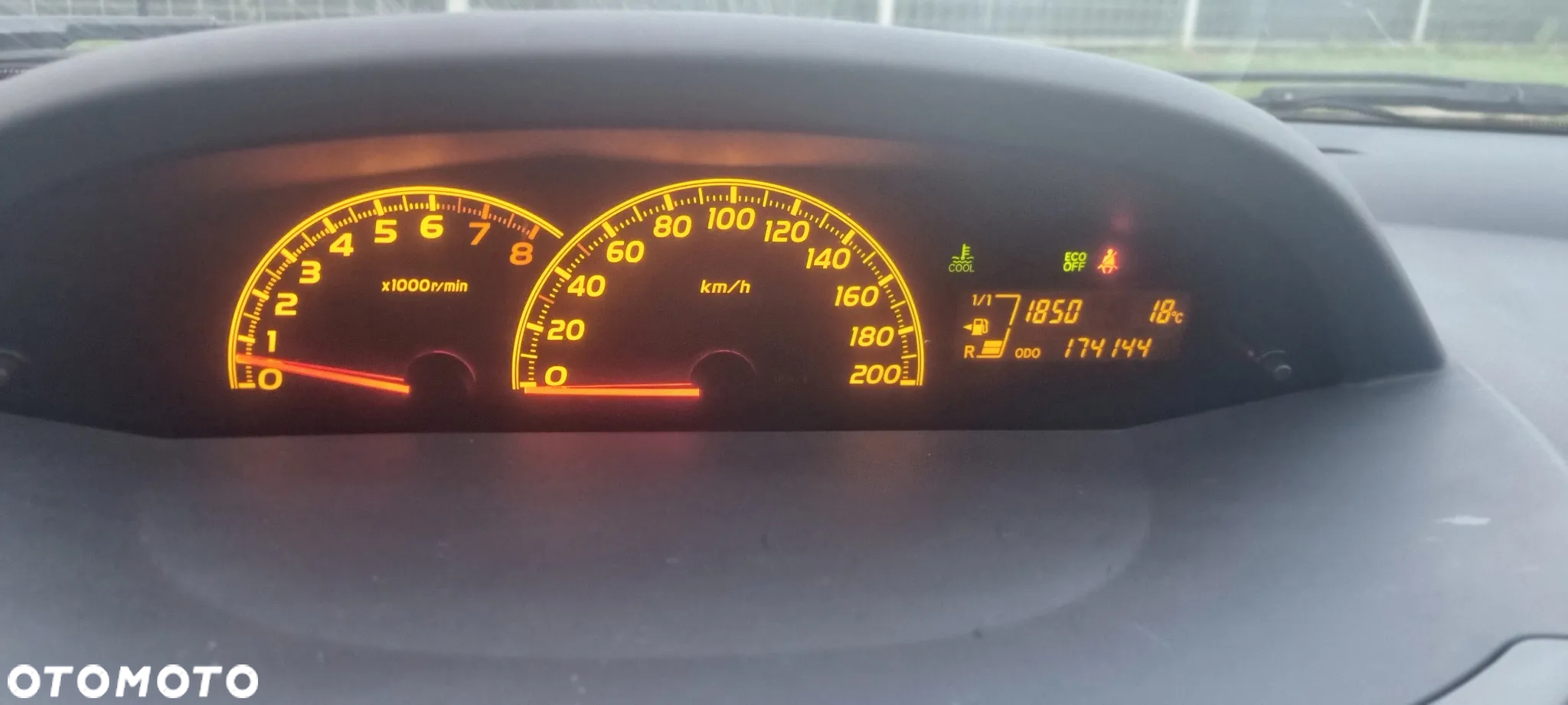 Toyota Yaris 1.33 VVT-i Cool - 32