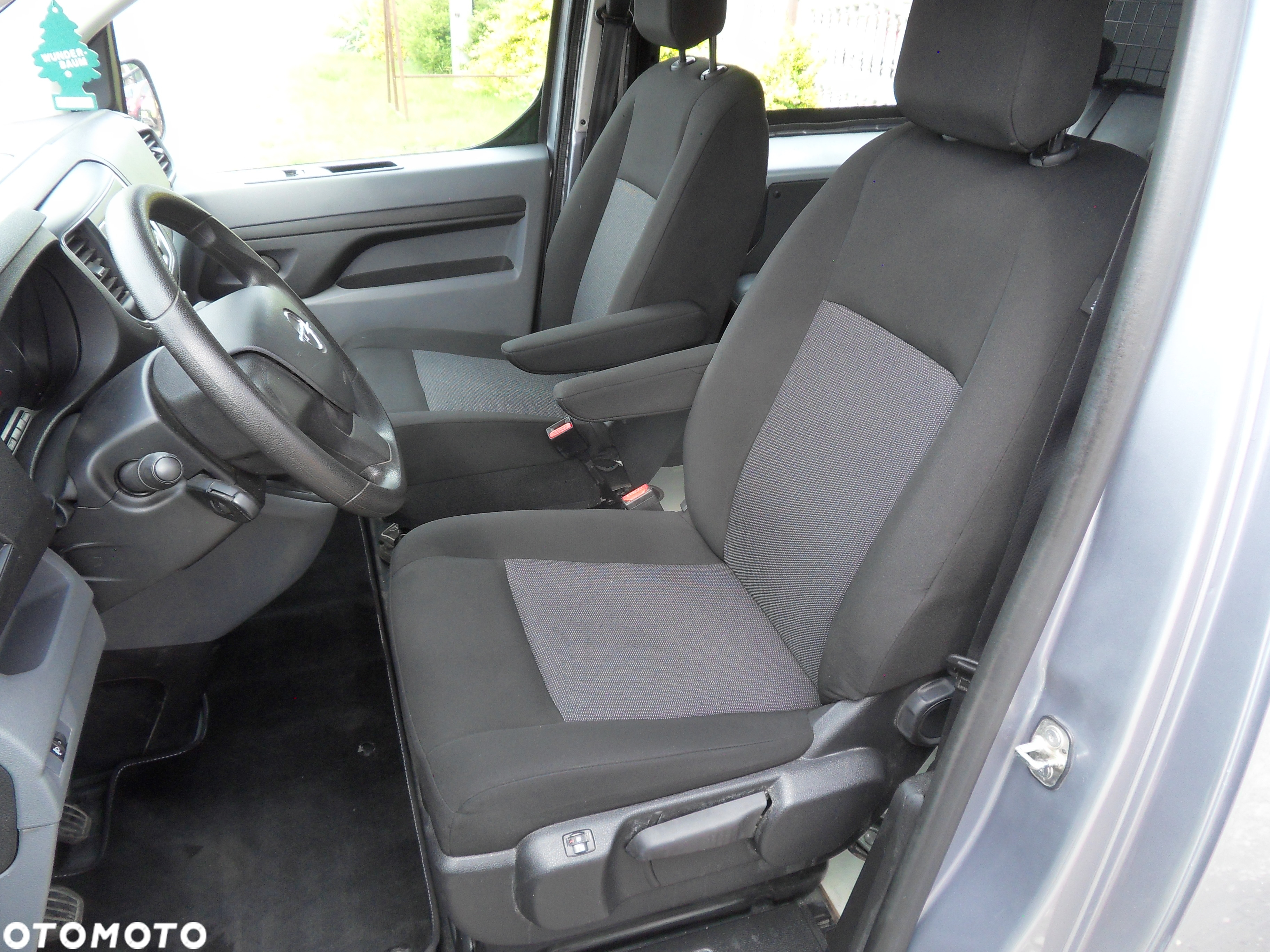 Opel VIVARO C - 15