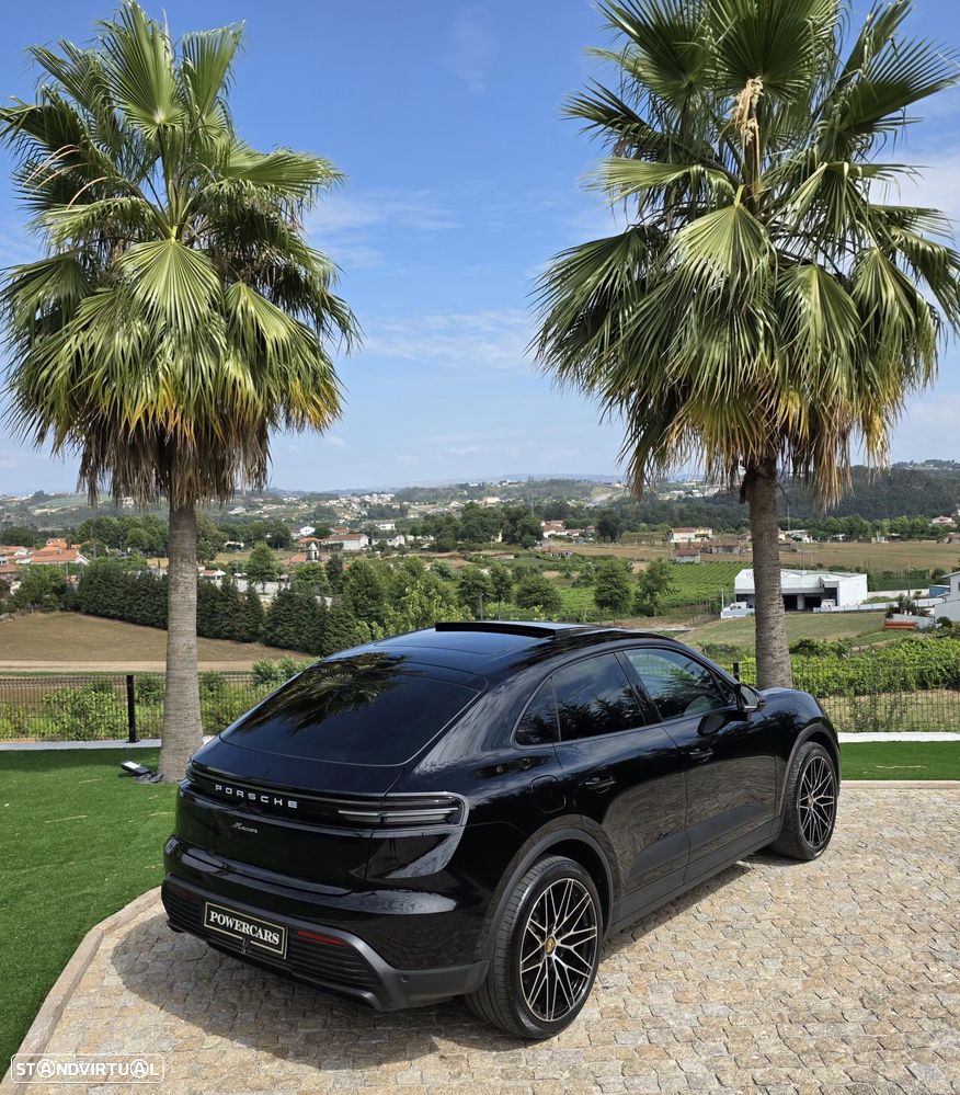 Porsche Macan Electric - 6