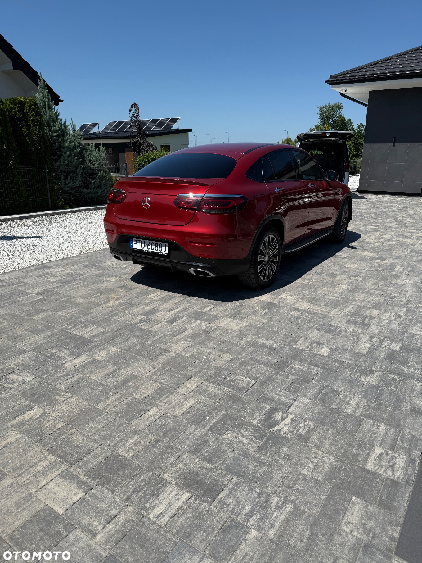 Mercedes-Benz GLC GLC-Coupe 300 e 4Matic 9G-TRONIC AMG Line - 3