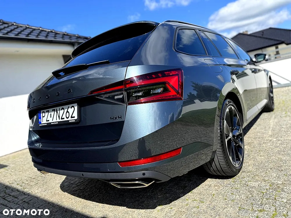 Skoda Superb 2.0 TSI 4x4 Sportline DSG - 19