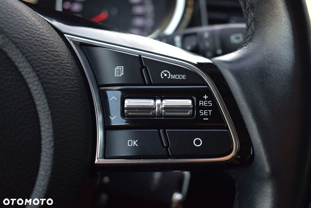 Kia Ceed - 23
