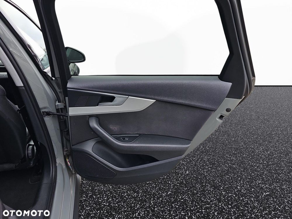 Audi A4 Allroad - 23