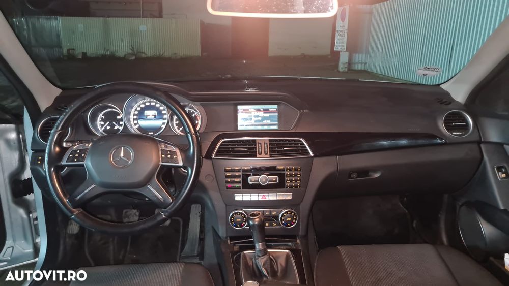 Mercedes-Benz C - 2