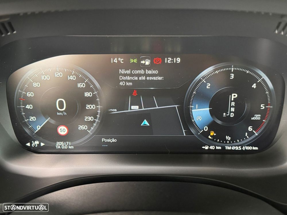 Volvo XC 60 2.0 D4 Momentum Plus Geartronic - 18