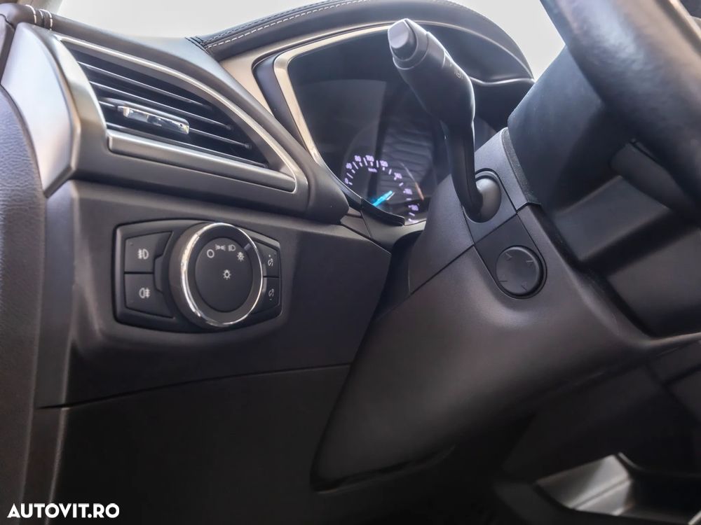 Ford Mondeo Vignale 2.0 Hybrid - 22