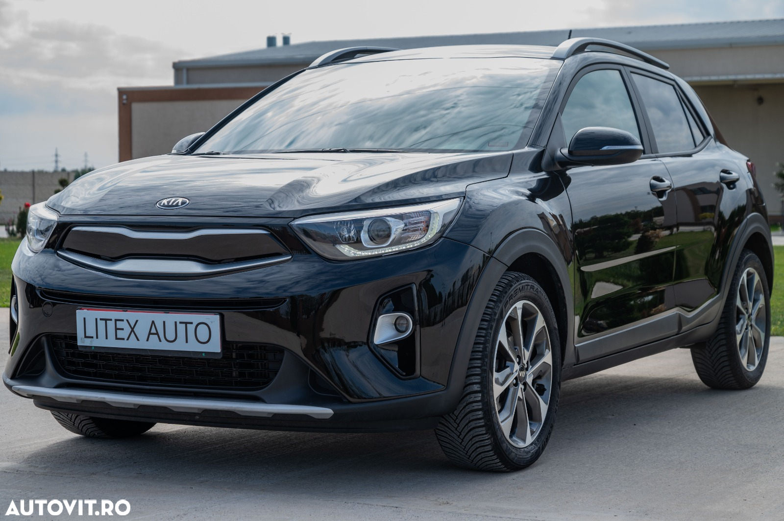 Kia Stonic 1.0 T-GDI Trend - 4