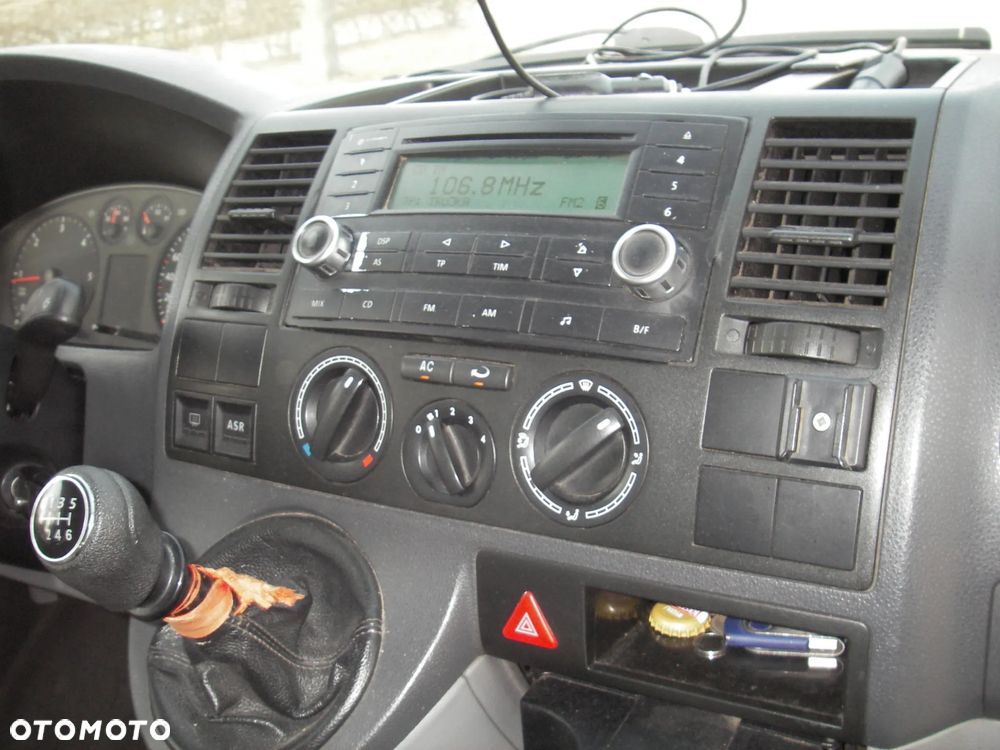 Volkswagen Transporter - 16