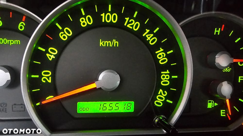 Kia Sorento 2.5 CRDi Escape + - 8