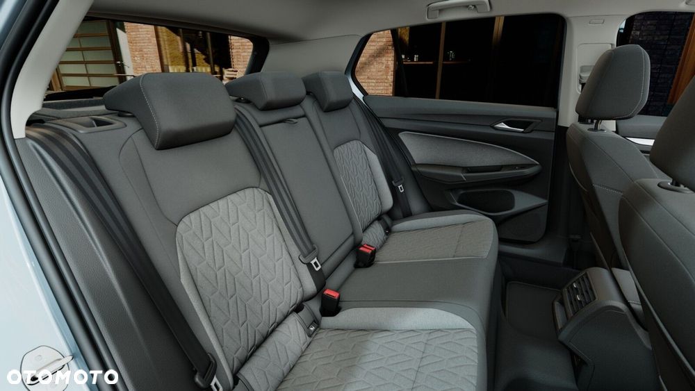 Volkswagen Golf - 17