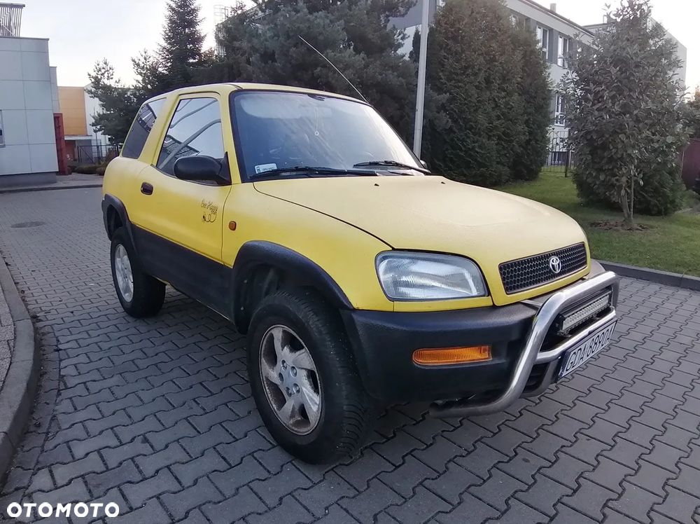 Toyota RAV4 - 12