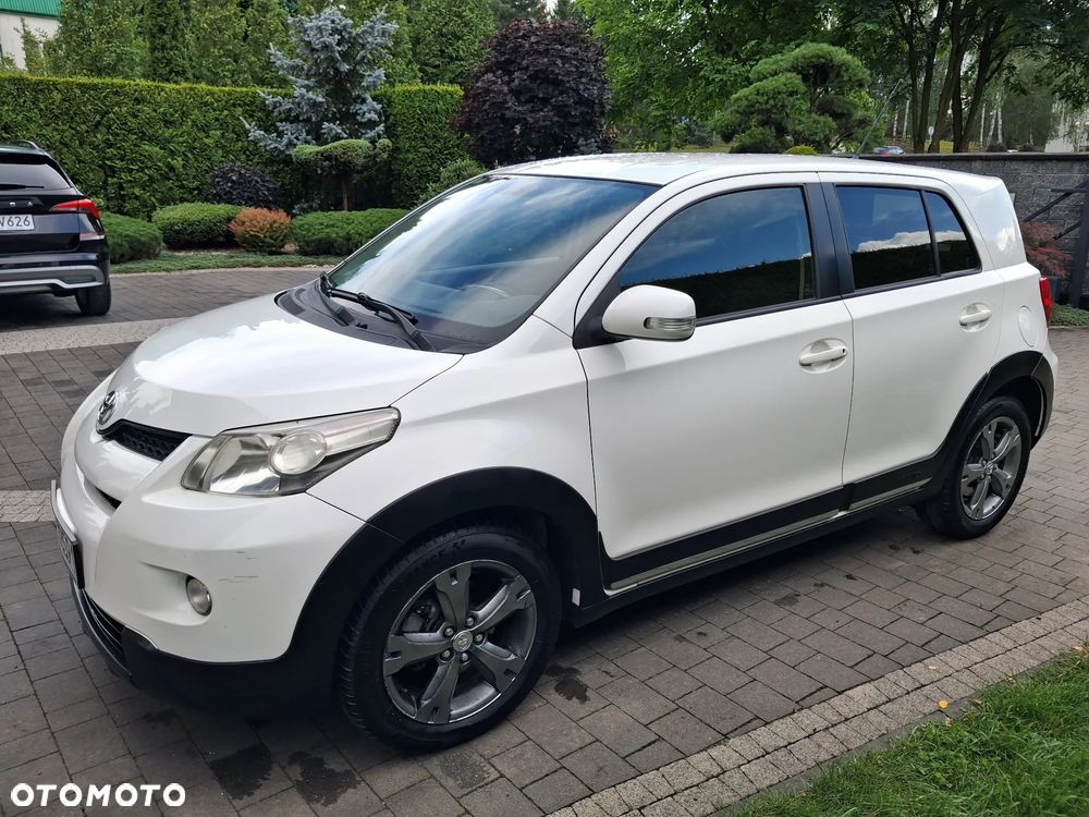 Toyota Urban Cruiser 1.4 D-4D Sol 4x4 EU5 - 33