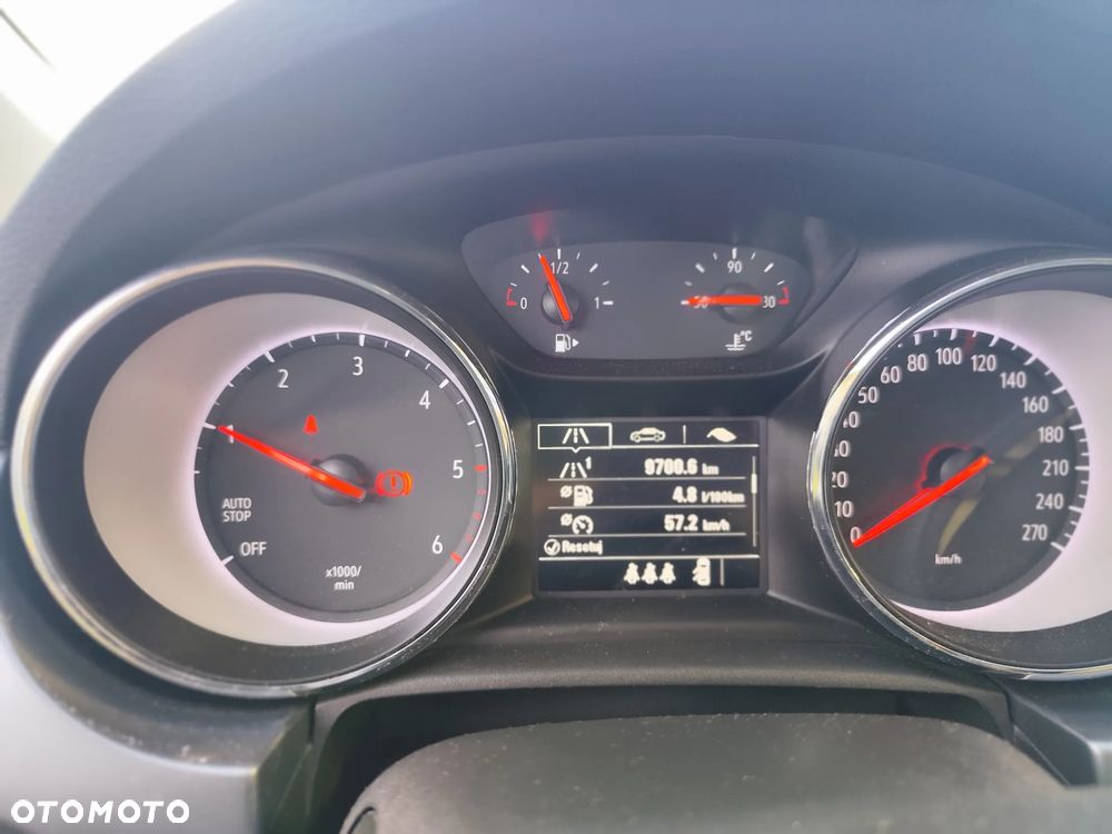 Opel Astra - 11