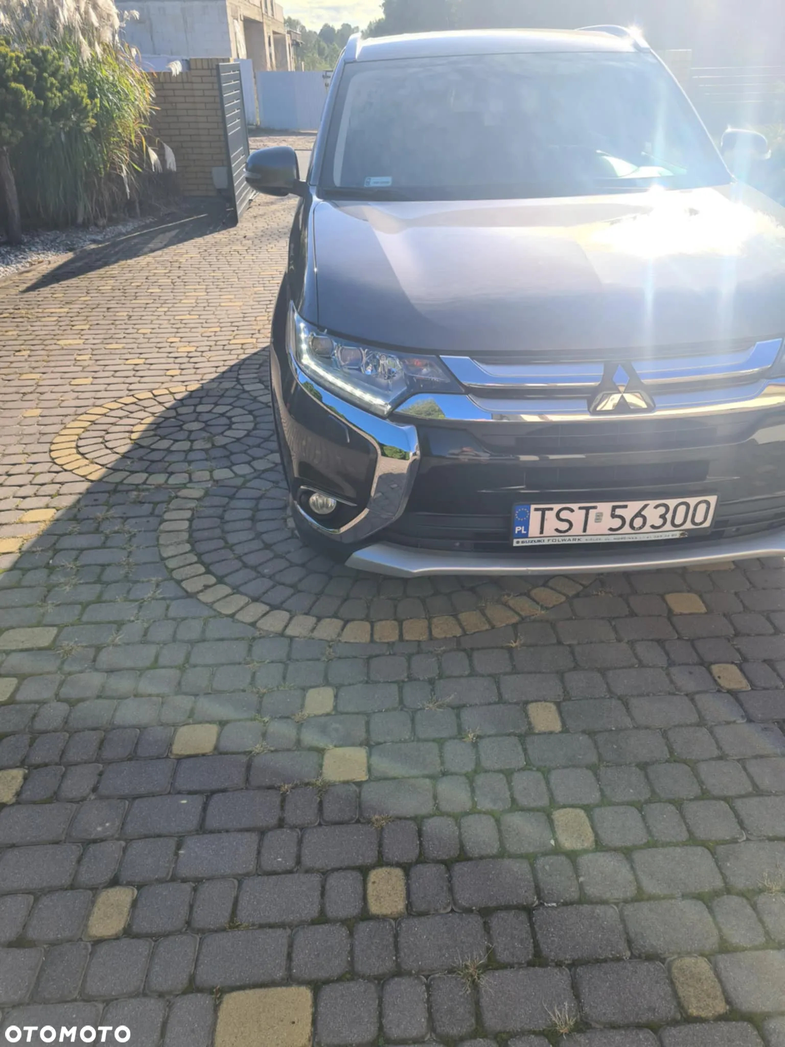 Mitsubishi Outlander 2.0 Intense + Navi 4WD CVT - 20