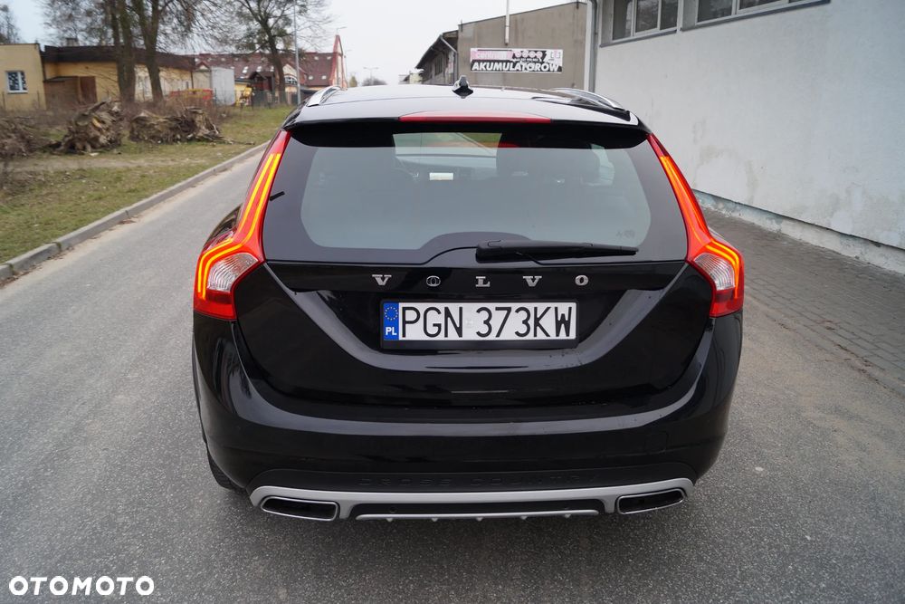 Volvo V60 Cross Country D4 AWD Summum - 15