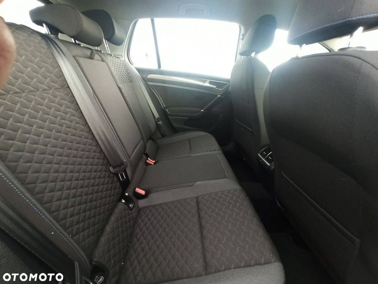 Volkswagen Golf 1.0 TSI OPF Comfortline - 9