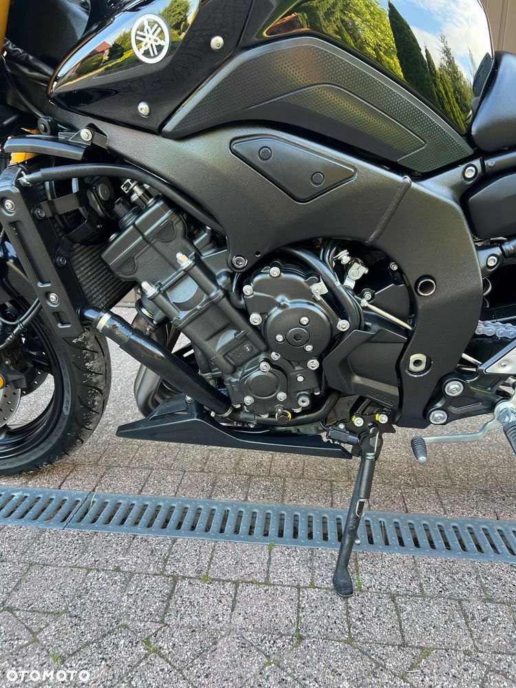 Yamaha FZ8 - 19