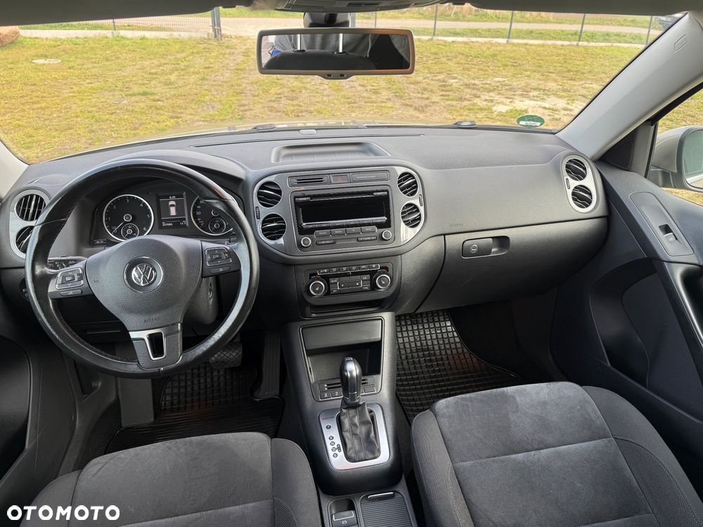 Volkswagen Tiguan 2.0 TDI DPF 4Motion BlueMotion Technology DSG Cup Sport & Style - 24