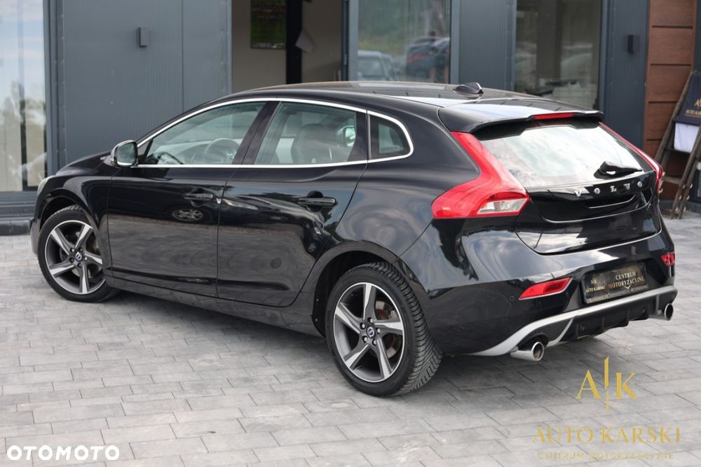 Volvo V40 - 16