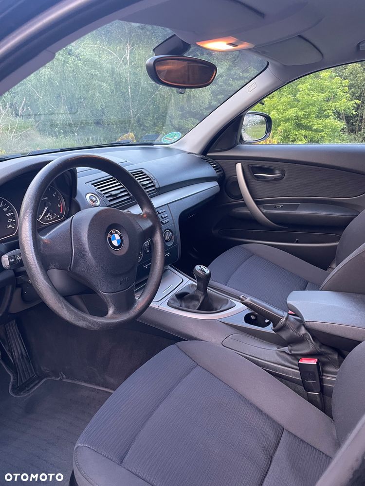 BMW Seria 1 - 12