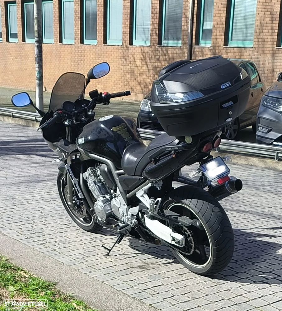 Yamaha FZS - 2