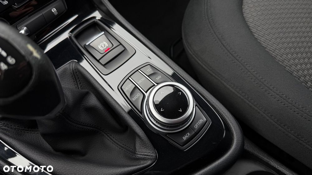 BMW Seria 2 218i GT Advantage - 29