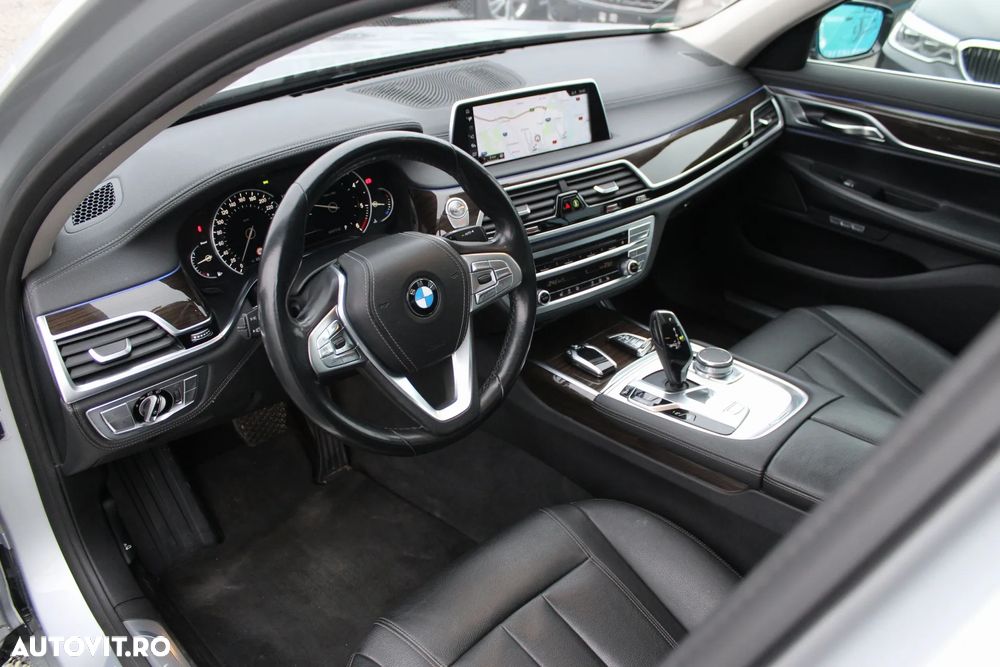 BMW Seria 7 730d - 18
