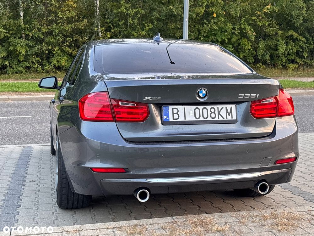 BMW Seria 3 335i xDrive Luxury Line - 8
