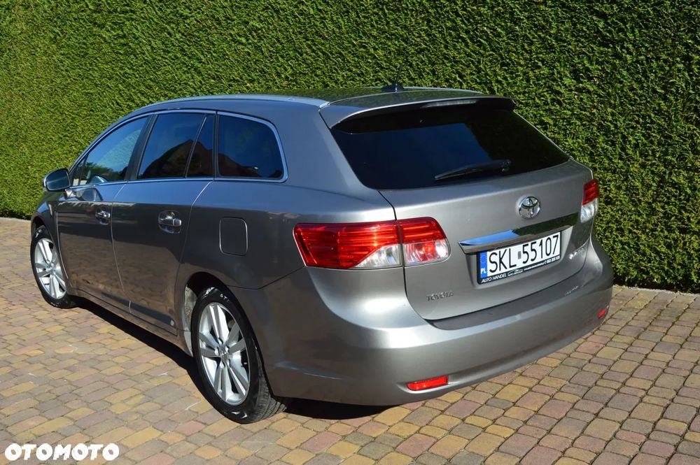 Toyota Avensis 2.0 D-4D Edition - 5