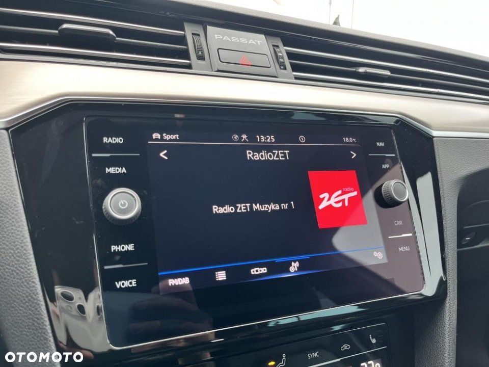 Volkswagen Passat - 28