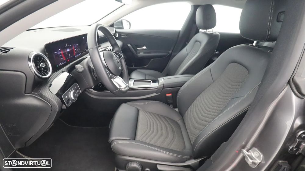 Mercedes-Benz CLA 180 d Shooting Brake Progressive Aut. - 12