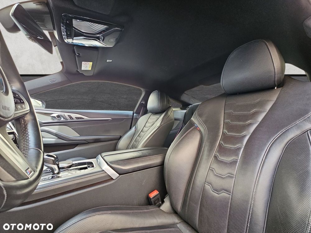 BMW Seria 8 - 12