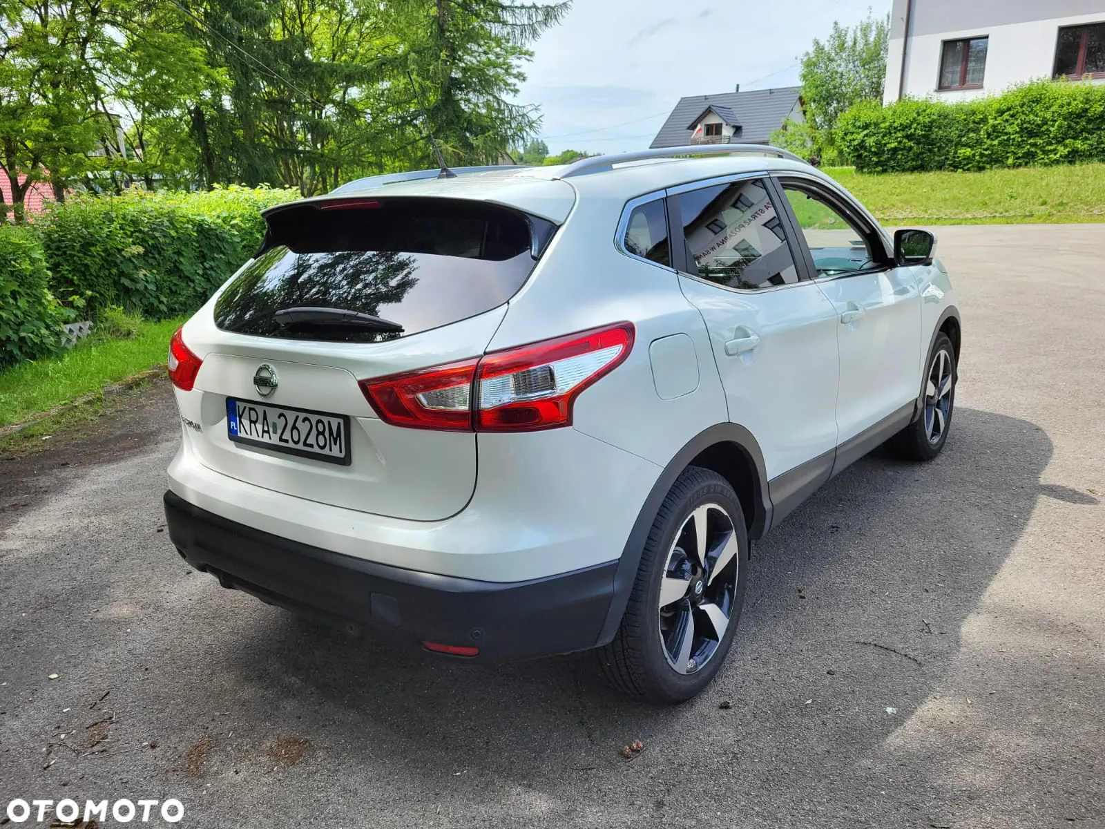 Nissan Qashqai - 2
