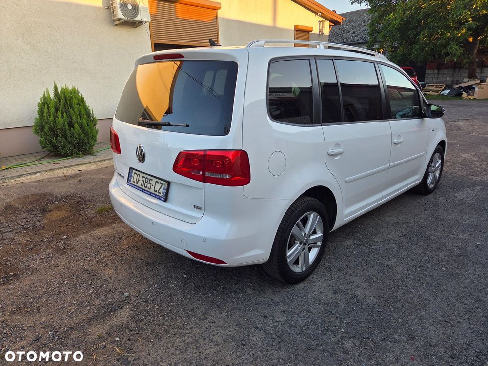 Volkswagen Touran 1.6 TDI DPF DSG MATCH - 8