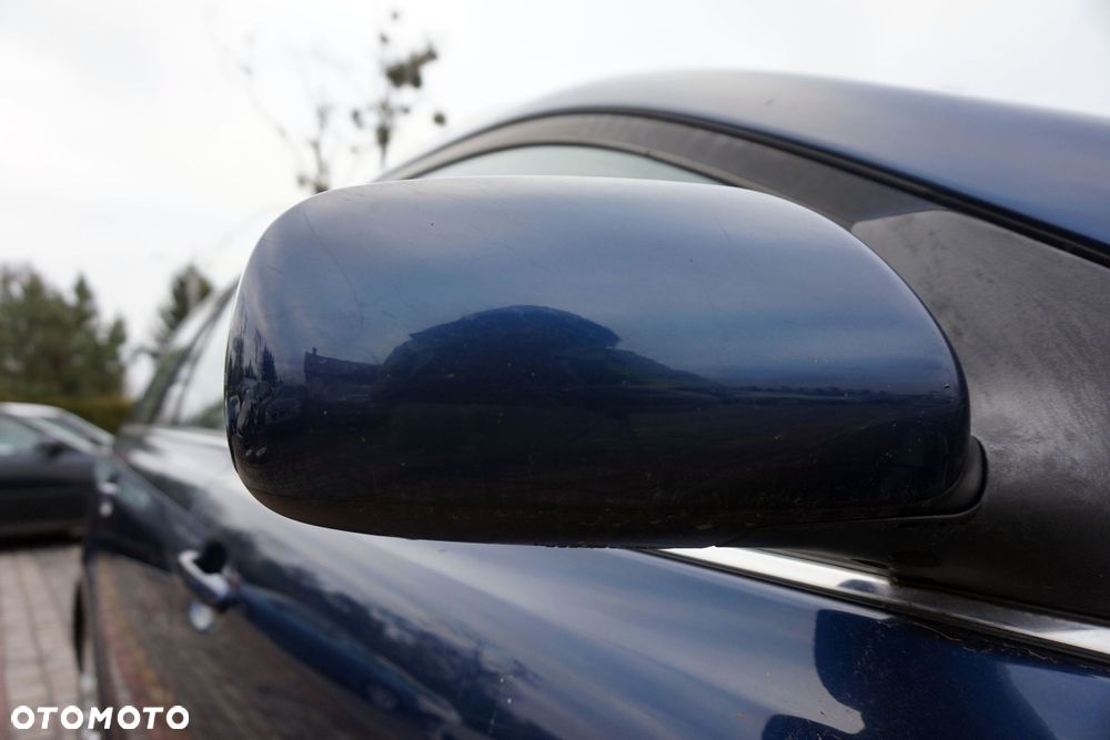 LUSTERKO ELEKTRYCZNE PRAWE AVENSIS II T25 8P4 87901-05100 GRANATOWY TOYOTA 2003-2006 - 1