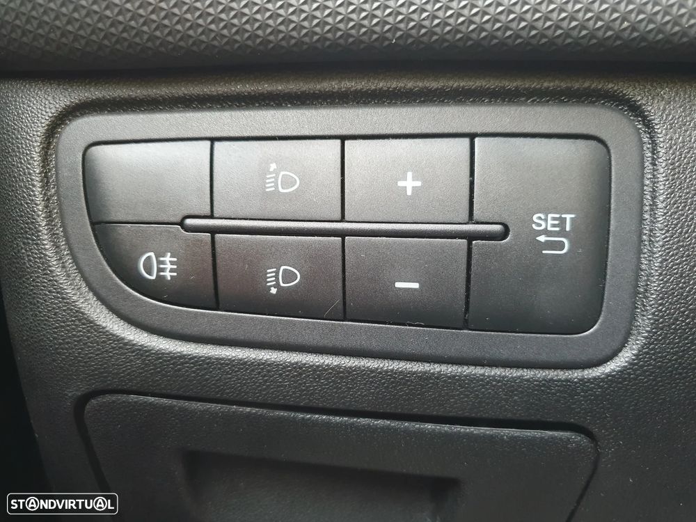 Fiat Punto 1.2 Lounge Start&Stop - 21