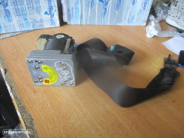 Pre-Tensor 2018680222 MERCEDES W203 2000 FE - 2