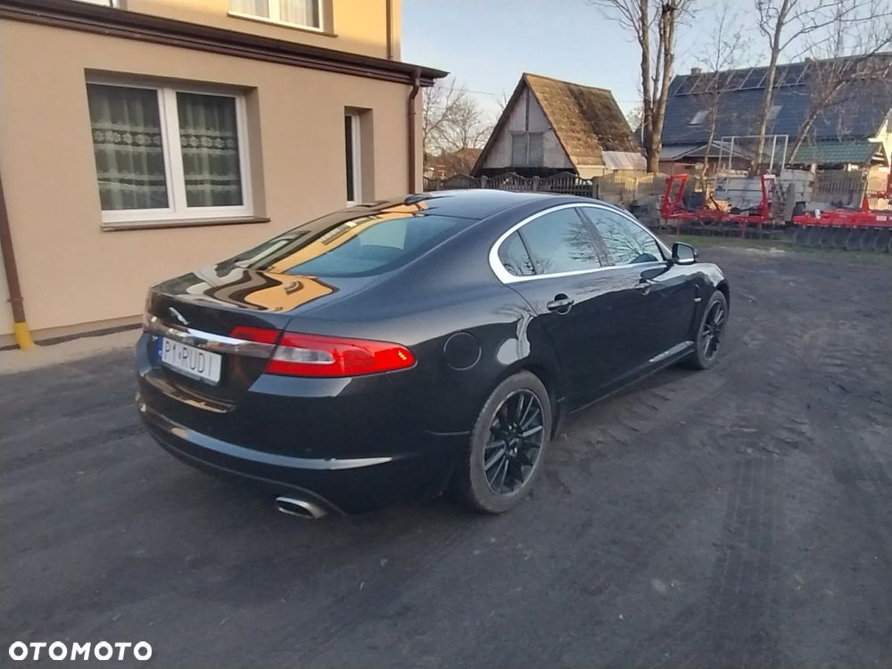 Jaguar XF 3.0 V6 Luxury - 3