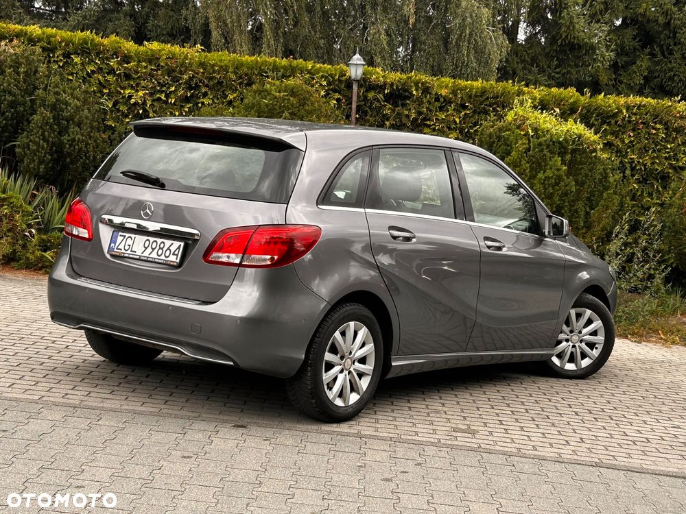 Mercedes-Benz Klasa B 180 7G-DCT Style - 6