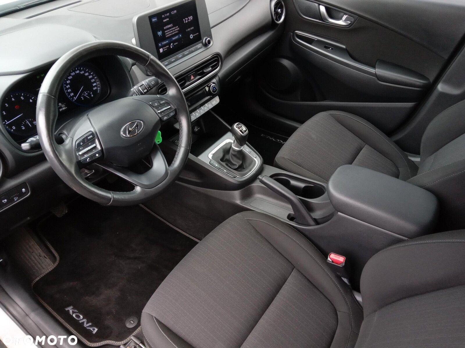 Hyundai Kona - 13