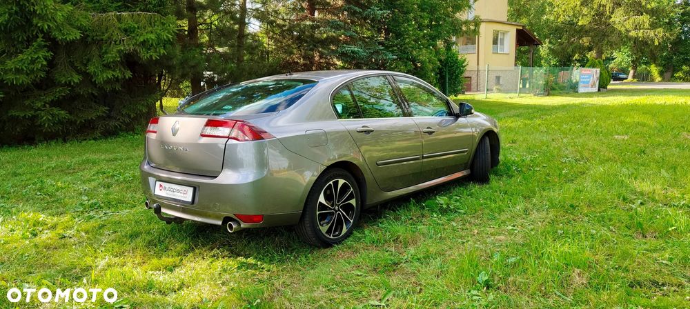 Renault Laguna dCi 150 FAP Start-Stop Bose Edition - 18
