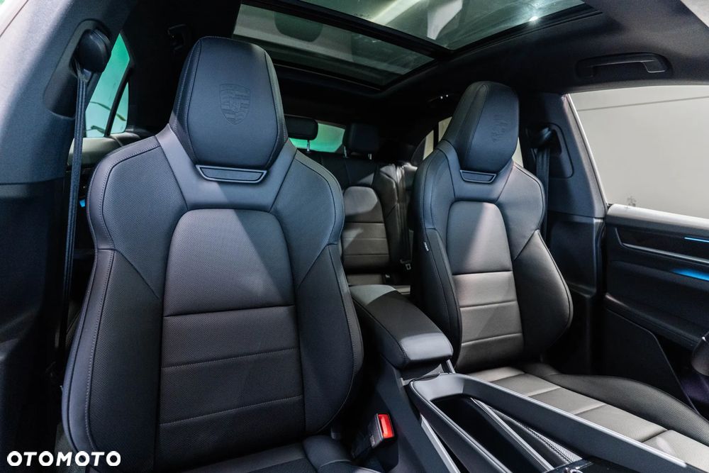 Porsche Macan 4 100kWh - 12