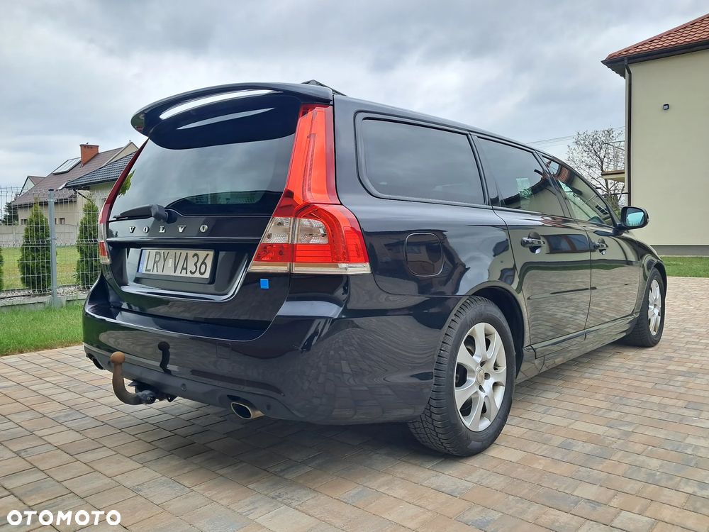 Volvo V70 D4 Summum - 9