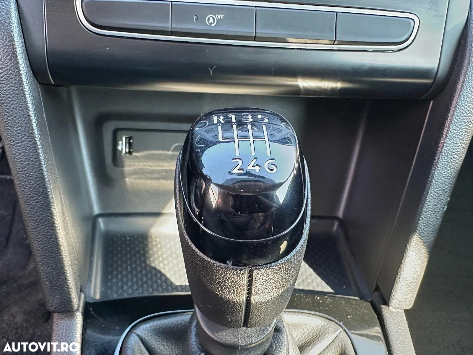 Renault Megane TCE 114 GPF Zen - 9