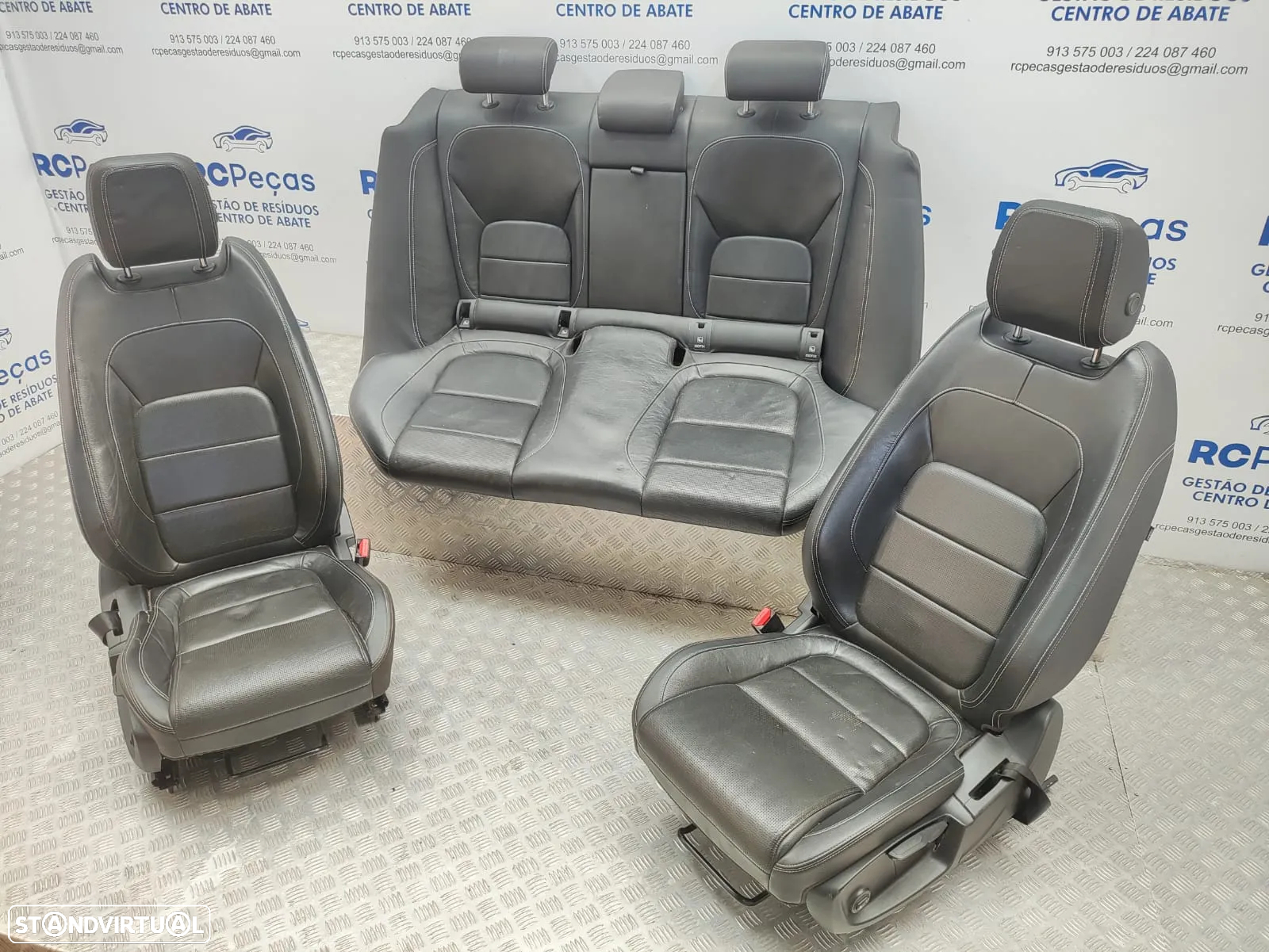 Conjunto Bancos em Pele Jaguar XE X760 R-Design - 2