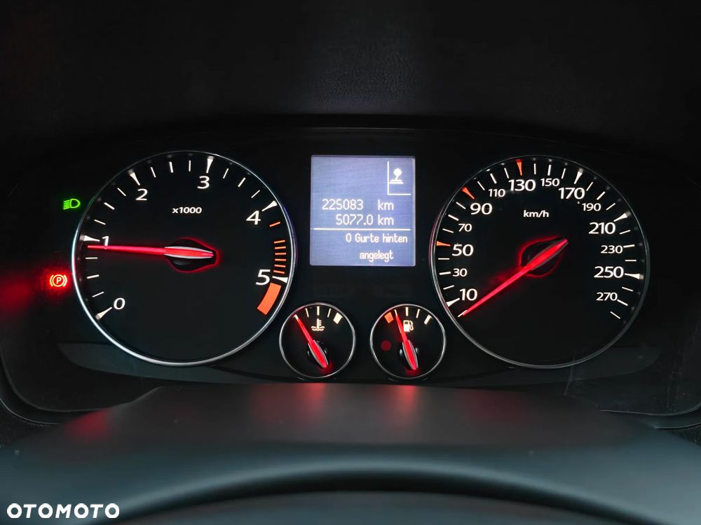 Renault Laguna 2.0 dCi FAP Initiale - 26