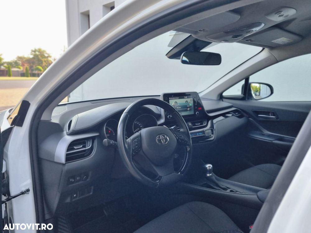 Toyota C-HR Style - 9