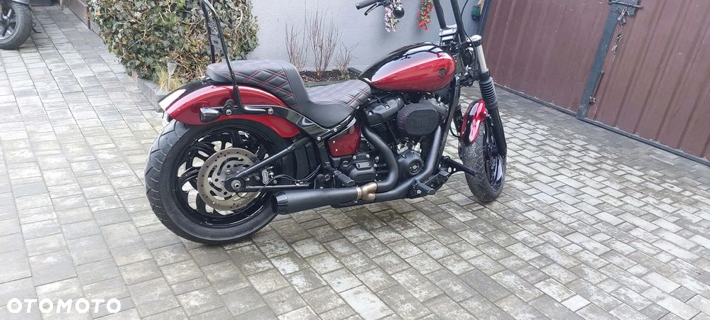 Harley-Davidson Softail Street Bob - 7